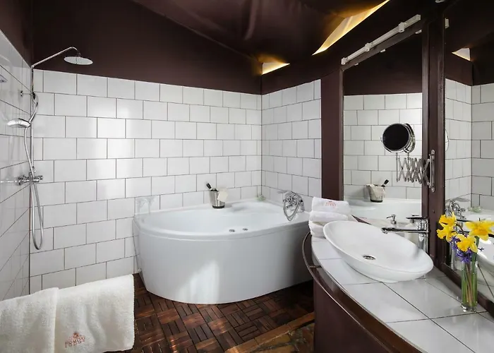 Homoki Bed & Beyond Glamping Adult Only Station touristique Ruzsa