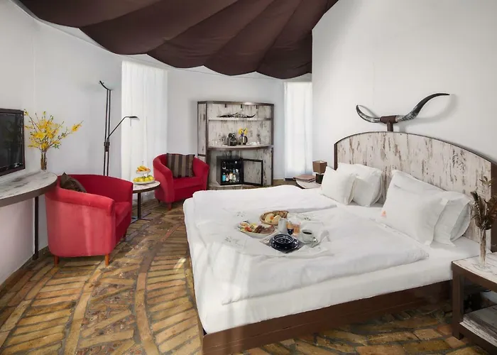 Homoki Bed & Beyond Glamping Adult Only Station touristique Ruzsa